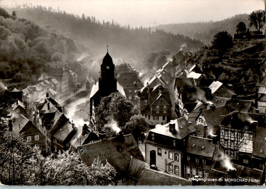 morgengrauen in monschau/eifel