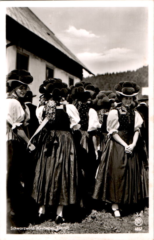 schwarzwald (gutacher tracht)