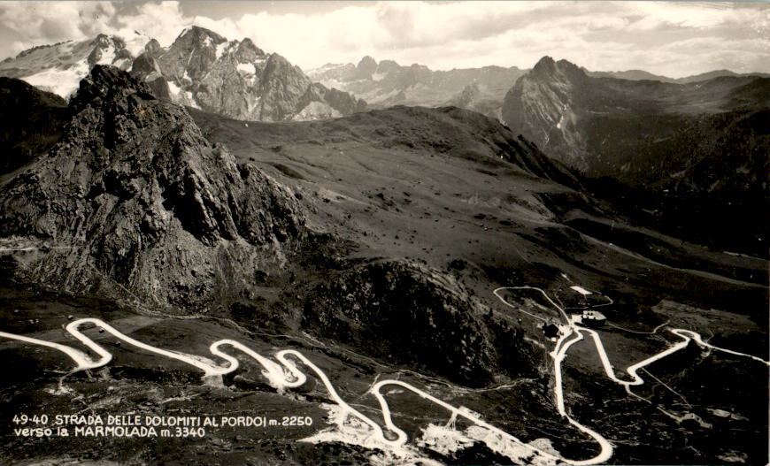 strada delle dolomiti al pordoi