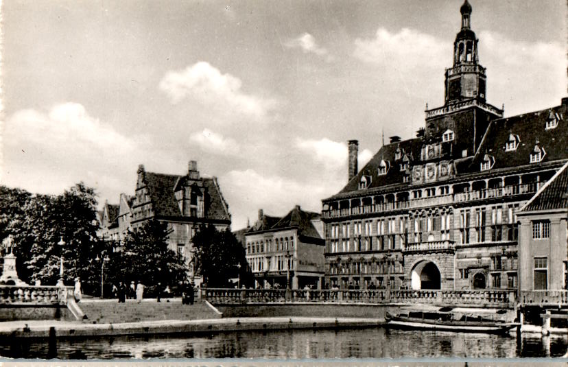 emden, delft mit rathaus