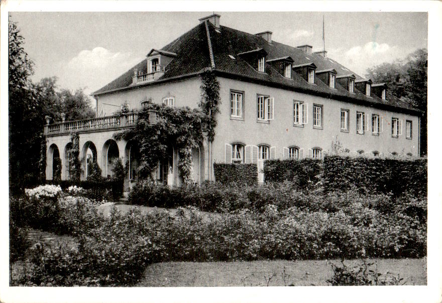 friedrichsruh, wiederaufbau nach 1945