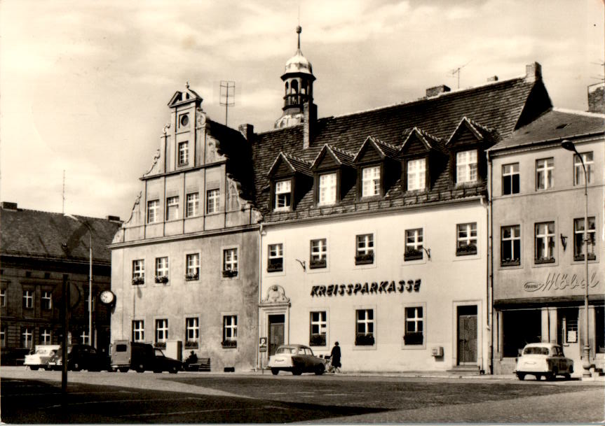 belzig, marktplatz mit rathaus