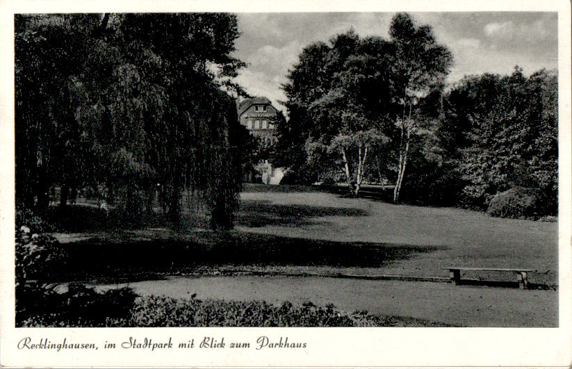 recklinghausen, im stadtpark mit blick zum parkhaus