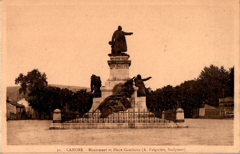 cahors, monument et place gambetta