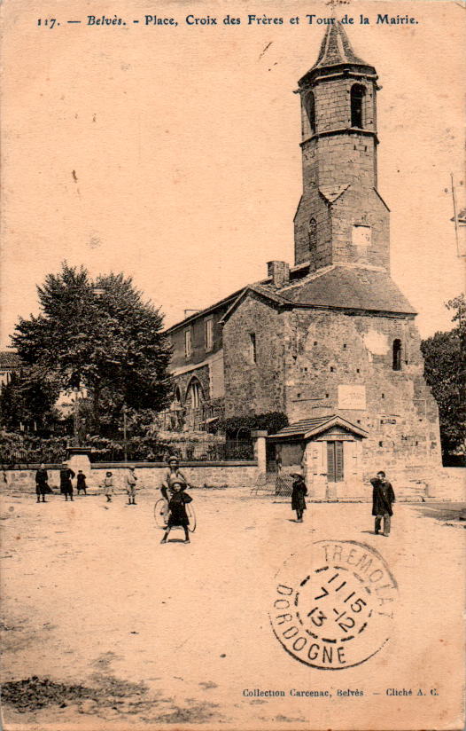 belvès, place, croix des frères