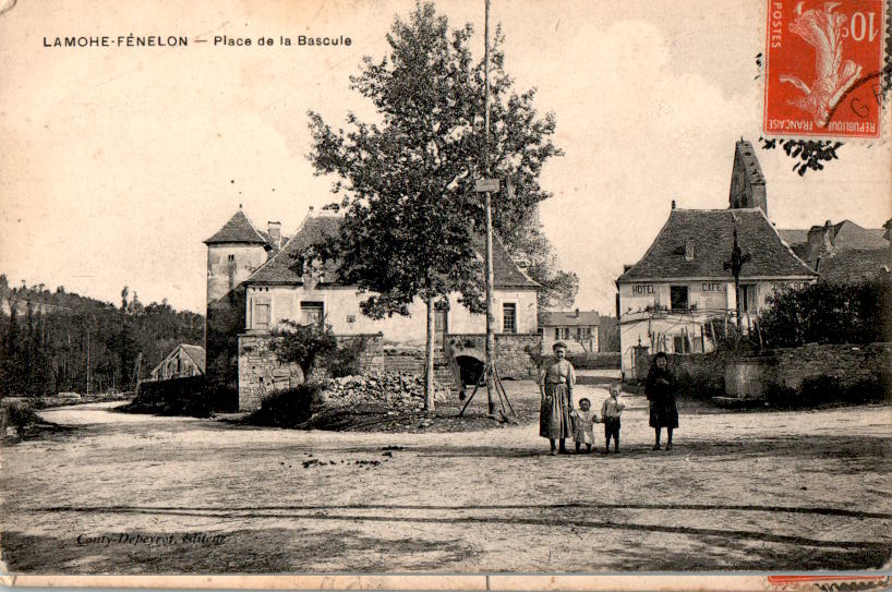 lamothe-fenelon - place de la bascule