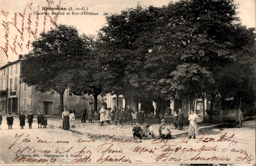 prayssas, place du marche et rue d'orleans