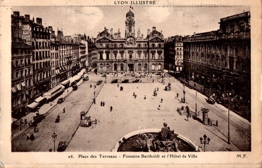 lyon, place des terreaux