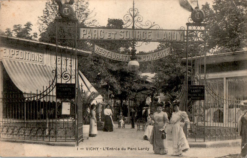 vichy, l'entree du parc lardy