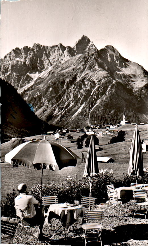 mittelberg, kleinwalsertal, gartenterrasse d. alpenkurhotels