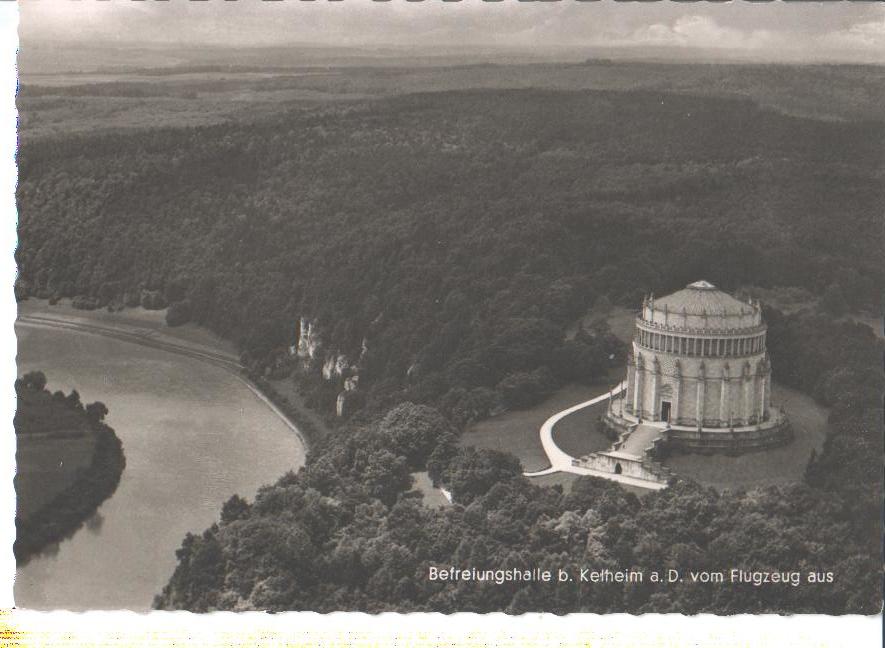 befreiungshalle b. kelheim donau v. flugzeug aus