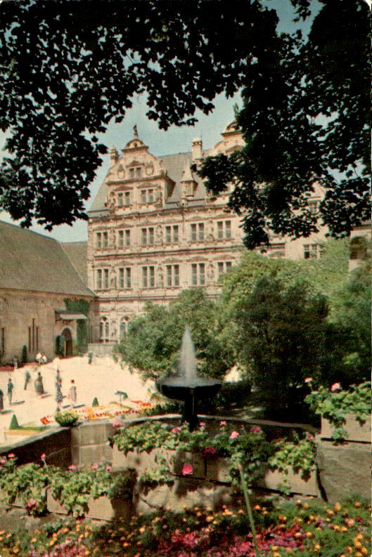 blumentage im heidelberger schlosshof