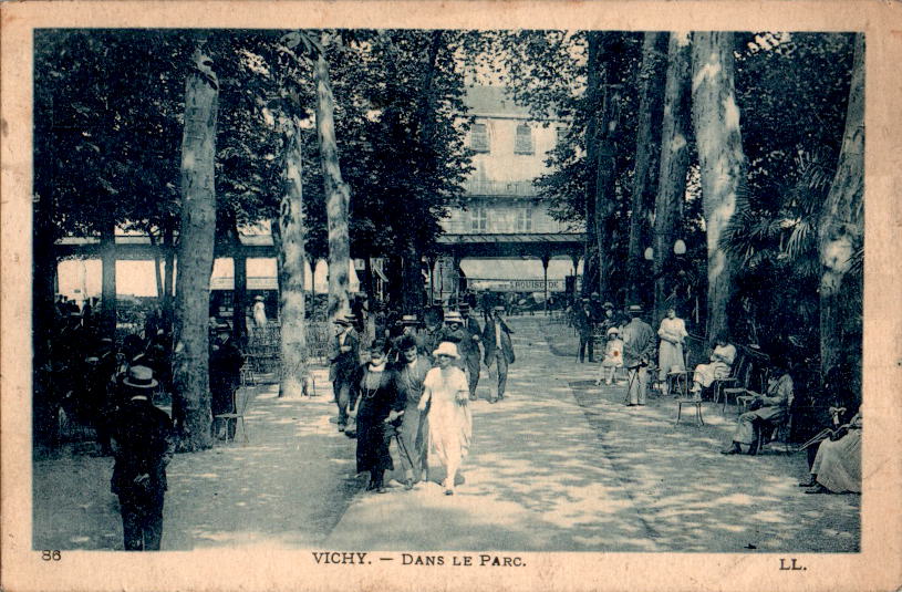 vichy, dans le parc